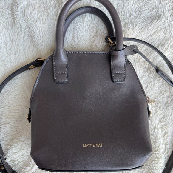 Matt & Nat Gessi Mini Vegan Leather Satchel / Crossbody Bag - Picture 2 of 15
